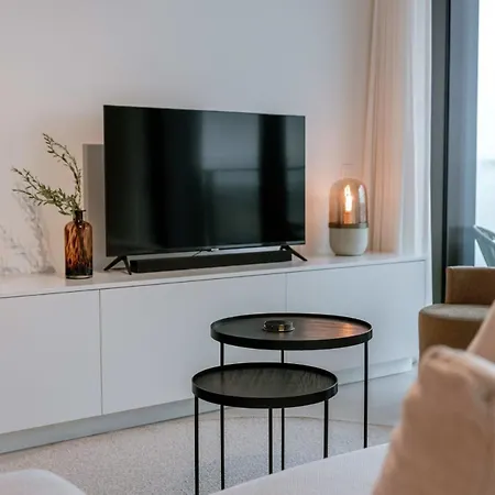 Διαμέρισμα Huswell - Stylish With Harbour View *